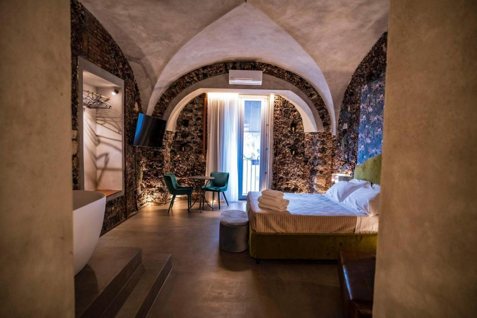 Charme Catania Central Suites Ngoại thất bức ảnh